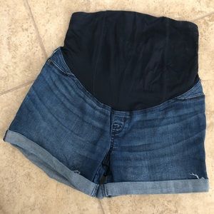 Isabel Maternity Shorts 💙